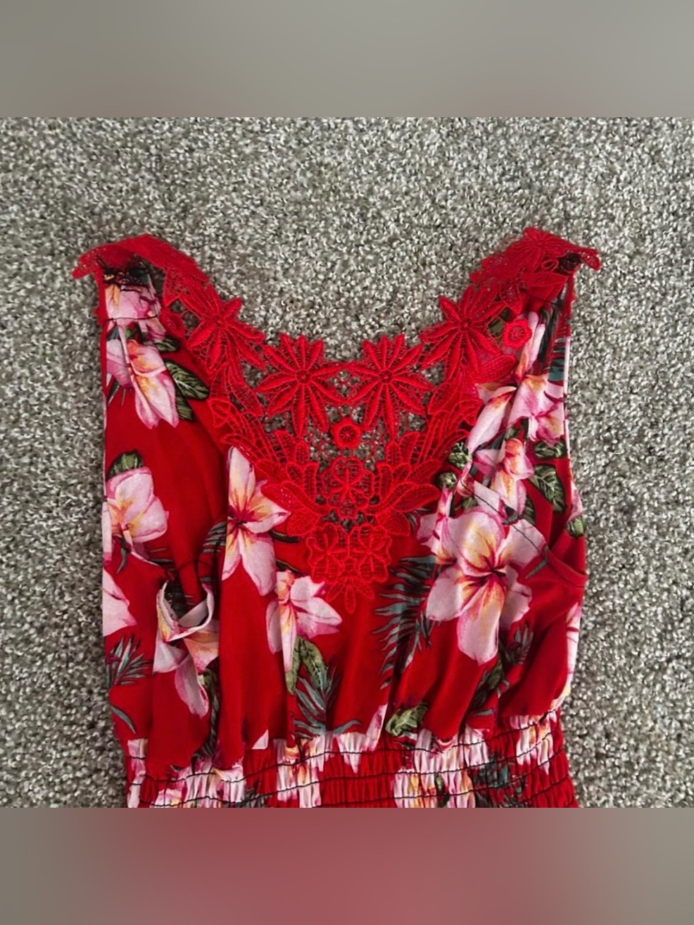 Pink flowered long red dress Doesn't